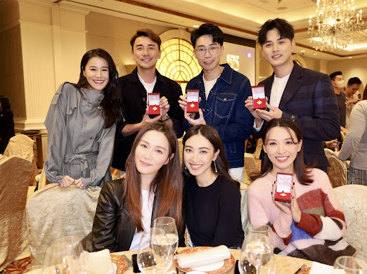 有線幫的陸浩明都10年了。